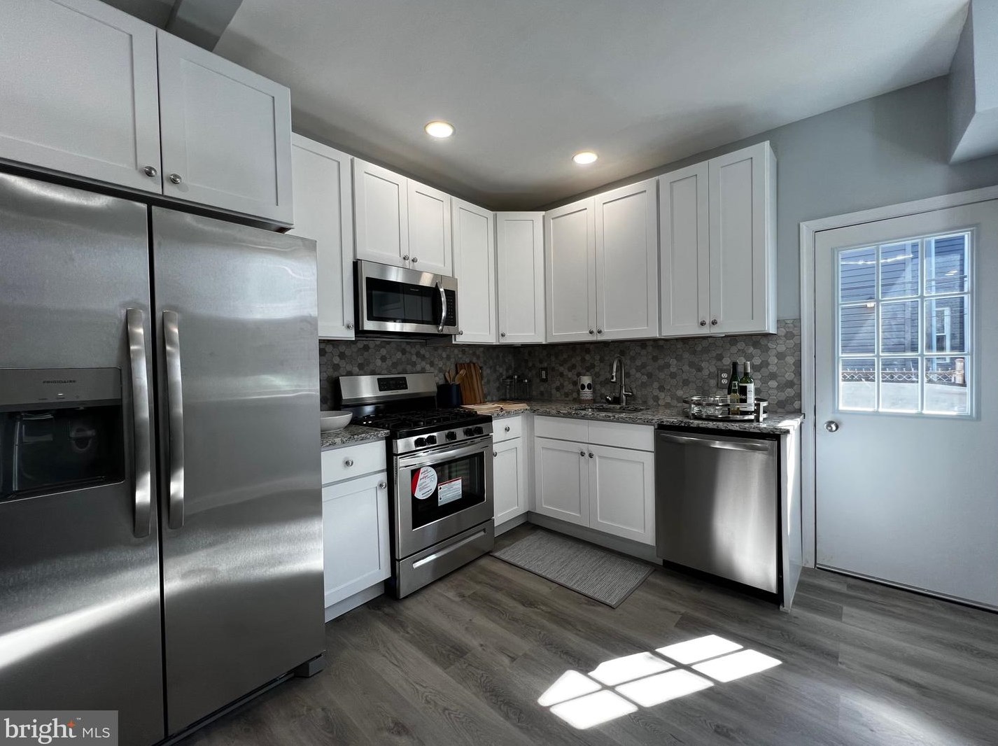 2614 Ingersoll St, Philadelphia PA 19121-4335 exterior