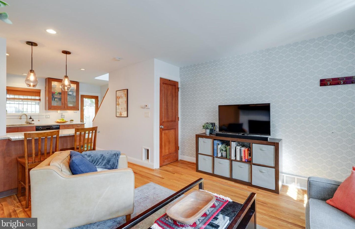 2137 Clymer St, Philadelphia PA  19146-1210 exterior