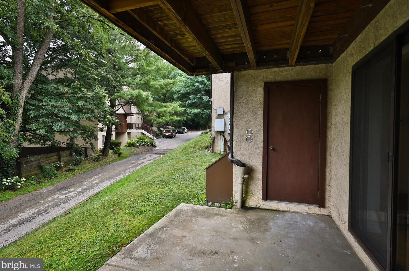 407 Shawmont Ave, Philadelphia PA 19128-4038 exterior