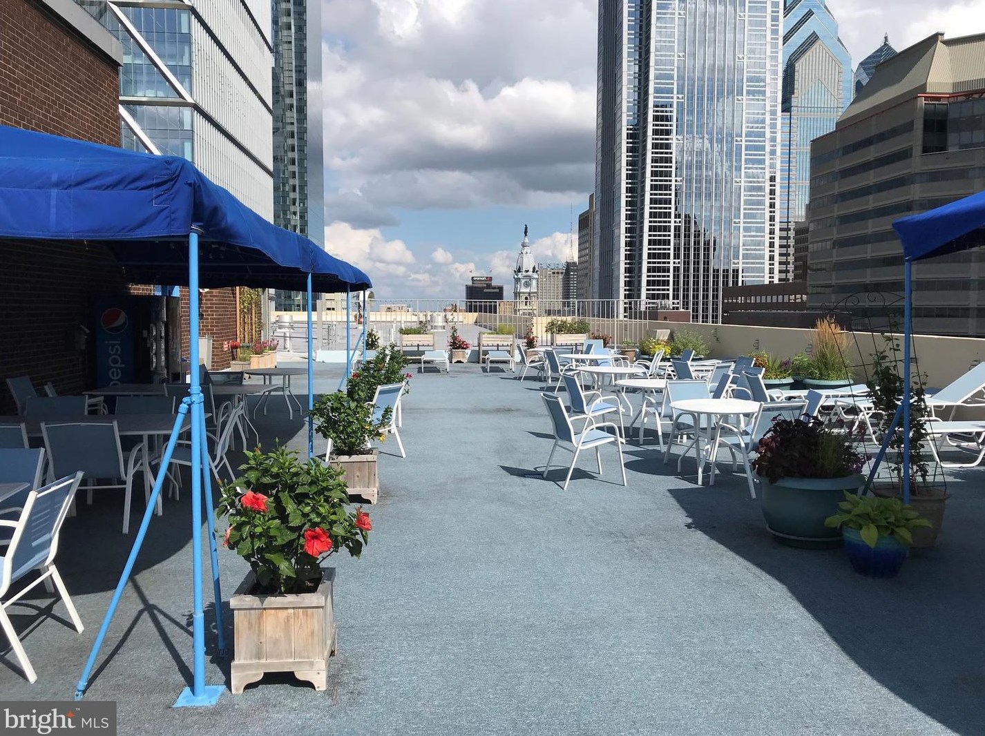 1901 John F Kennedy Blvd, Philadelphia PA 19103-1598 exterior