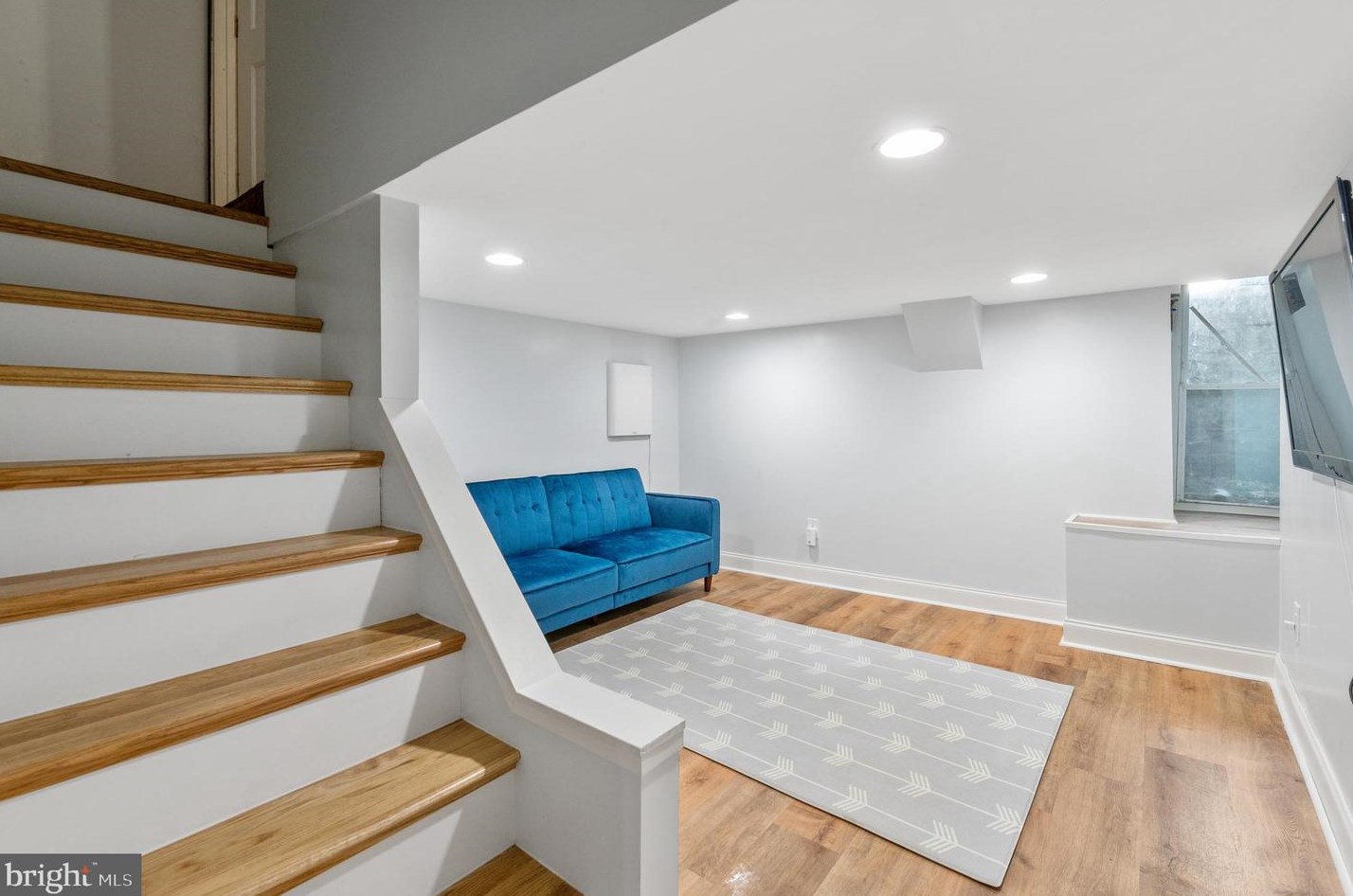 2572 Kern St, Philadelphia PA 19125-1711 exterior