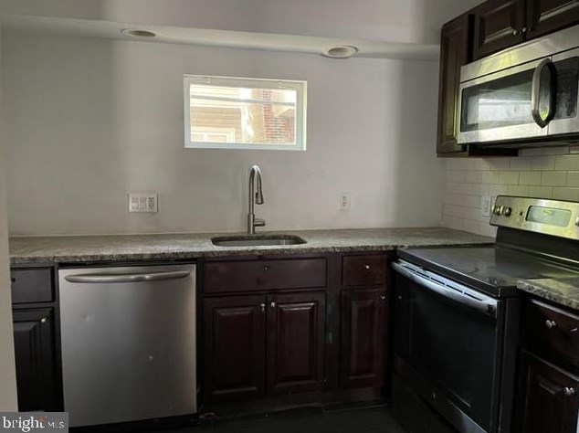 1324 Ringgold St, Philadelphia PA  19146-4017 exterior