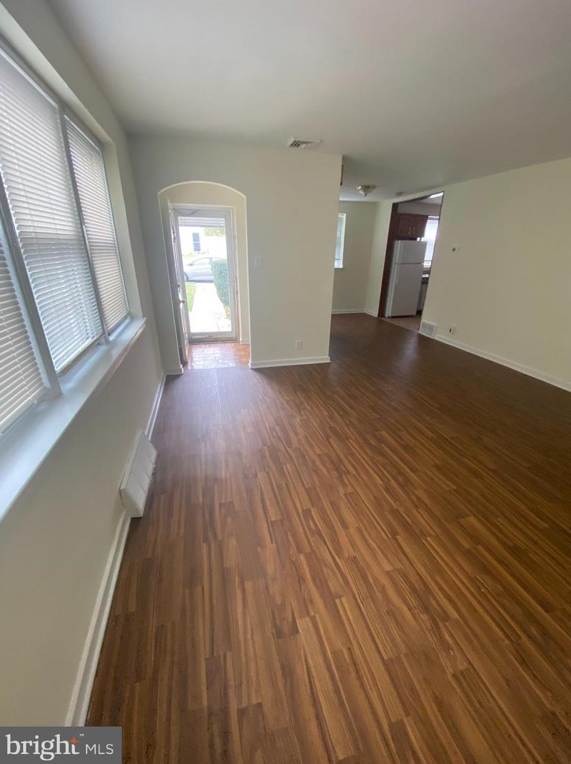 9217 Wesleyan Rd, Philadelphia PA  19114-3814 exterior