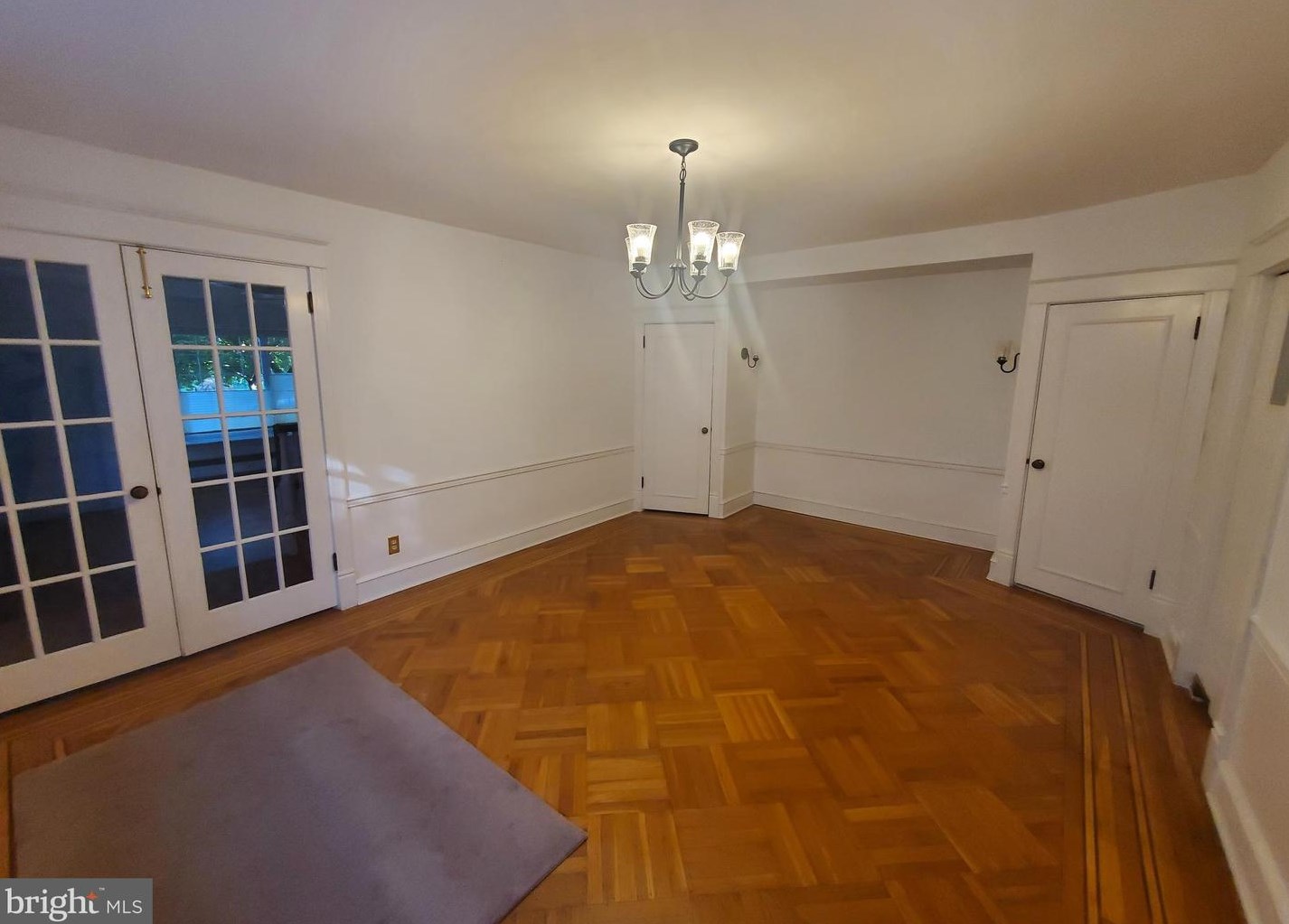 519 Wadsworth Ave, Philadelphia PA  19119-1132 exterior