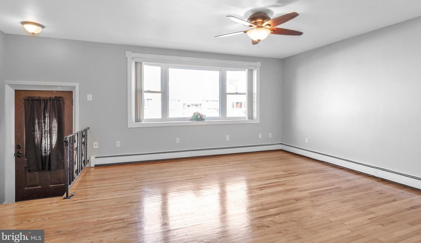 10029 Westbourne Pl, Philadelphia PA  19114-1522 exterior