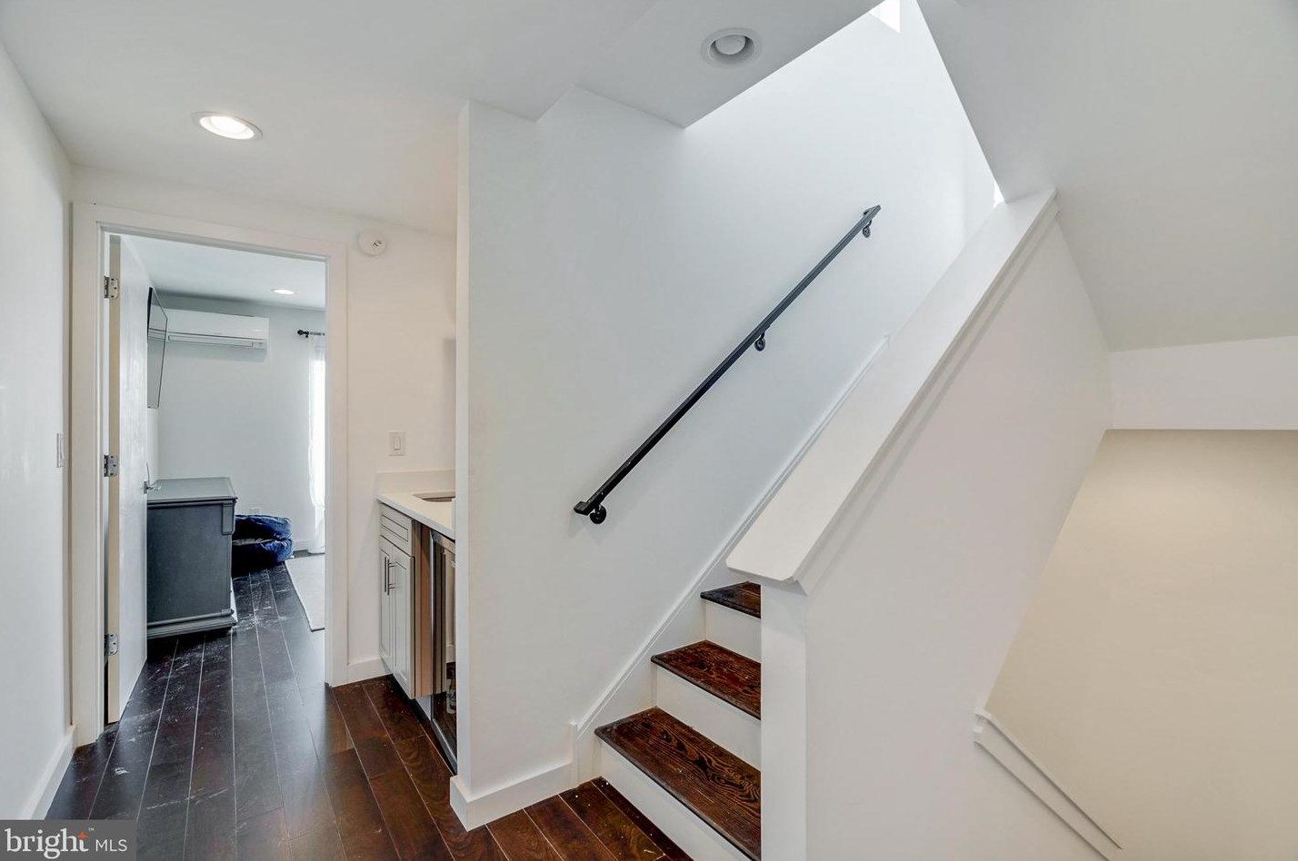1328 Palethorp St, Philadelphia PA  19122-4512 exterior