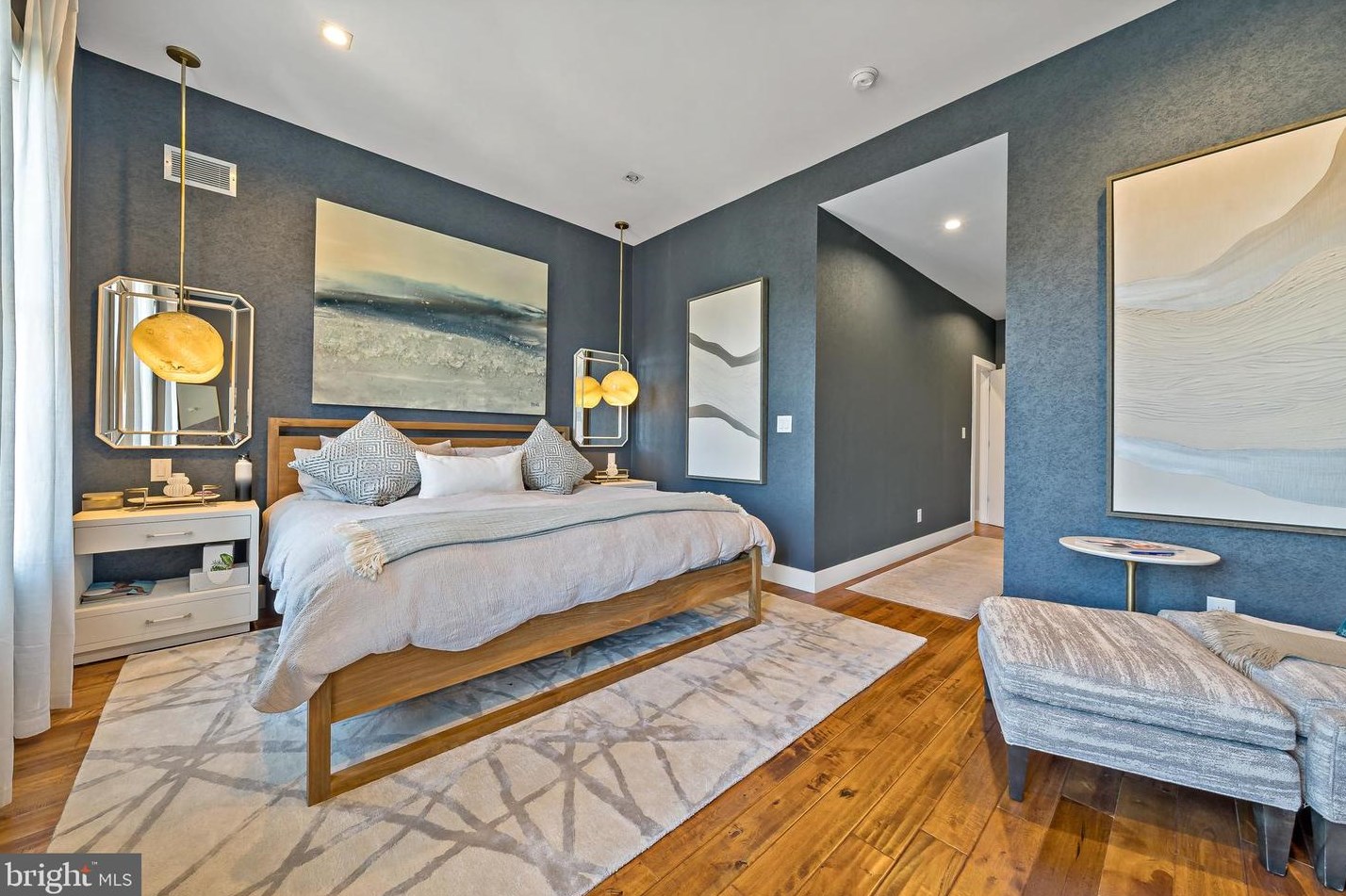 807 Taney St, Philadelphia PA 19130-1816 exterior