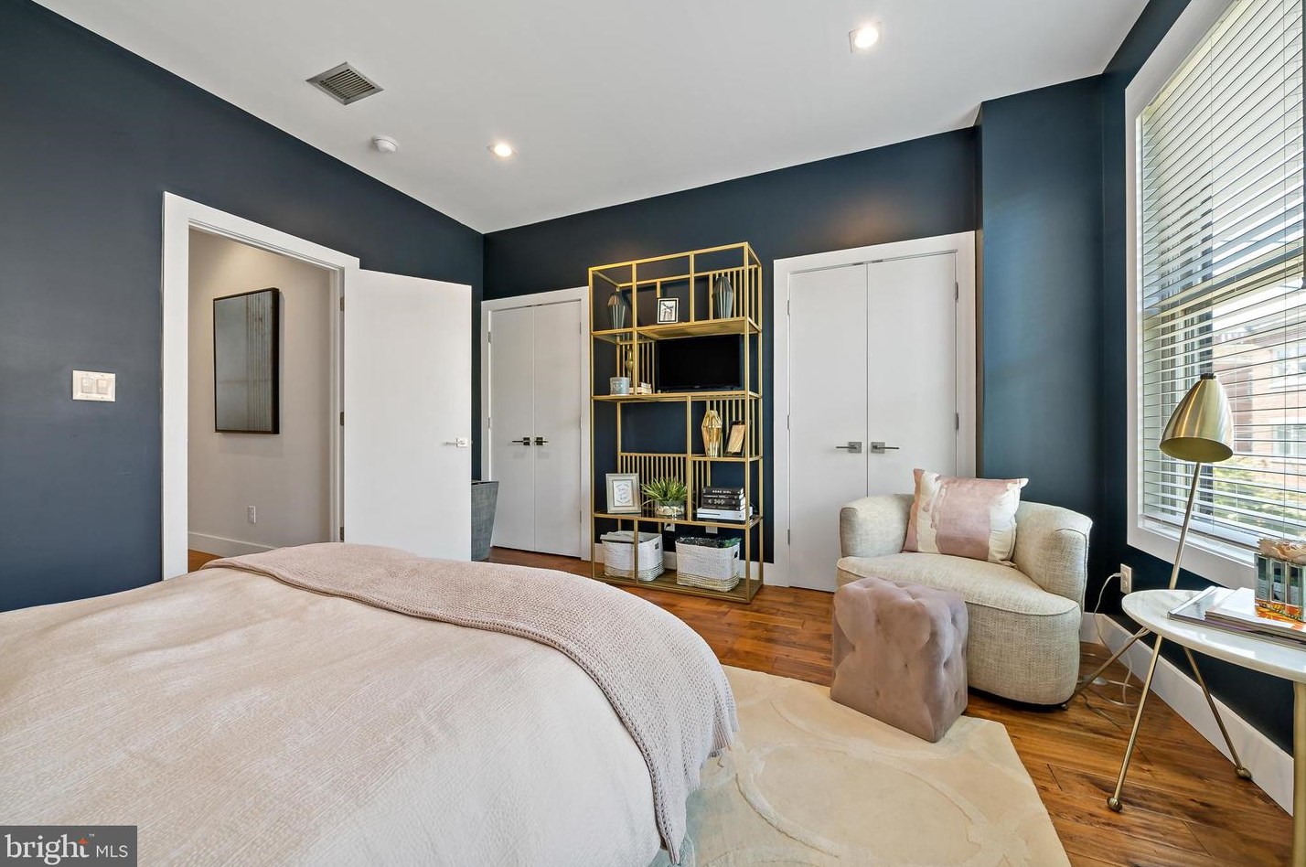 807 Taney St, Philadelphia PA 19130-1816 exterior