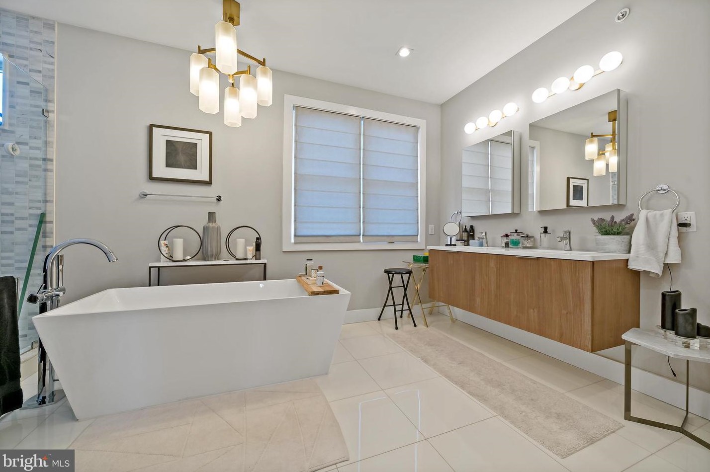 807 Taney St, Philadelphia PA 19130-1816 exterior