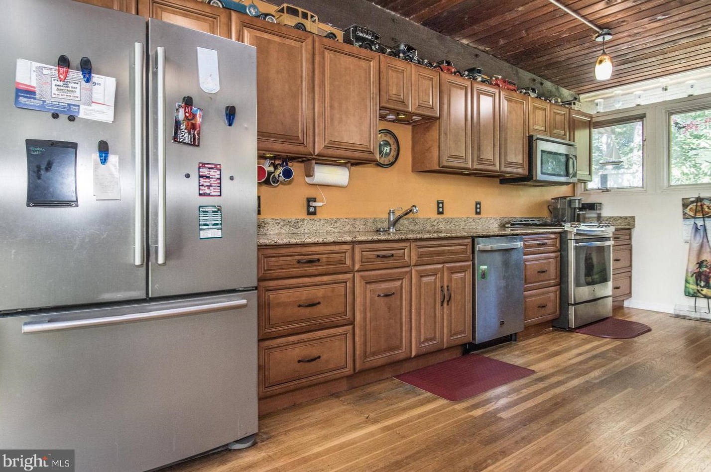 3 Longford St, Philadelphia PA 19136-2028 exterior