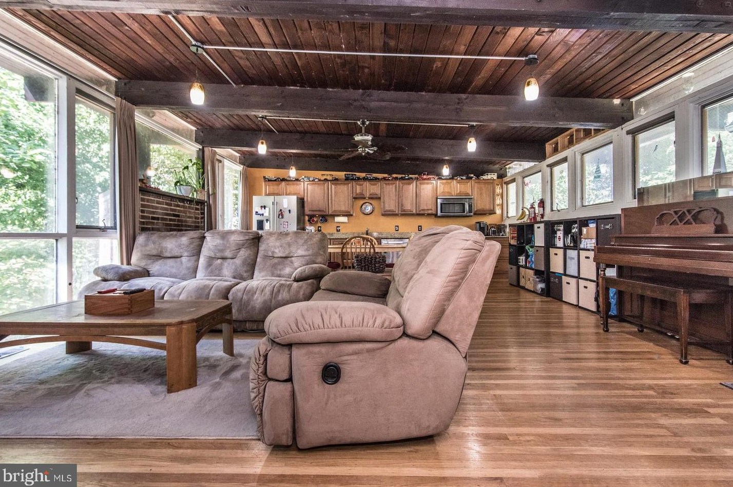 3 Longford St, Philadelphia PA 19136-2028 exterior