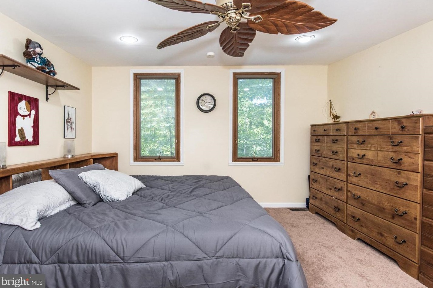 3 Longford St, Philadelphia PA 19136-2028 exterior