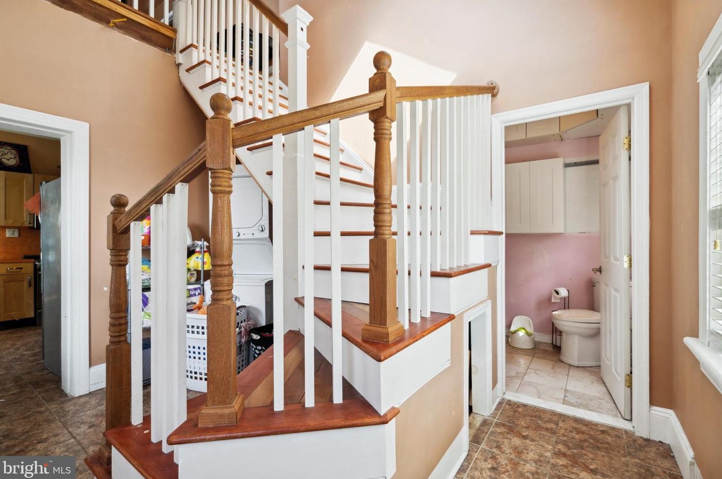 220 Fisher Ave, Philadelphia PA 19141-4016 exterior