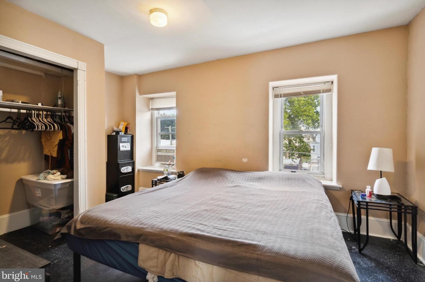 220 Fisher Ave, Philadelphia PA 19141-4016 exterior