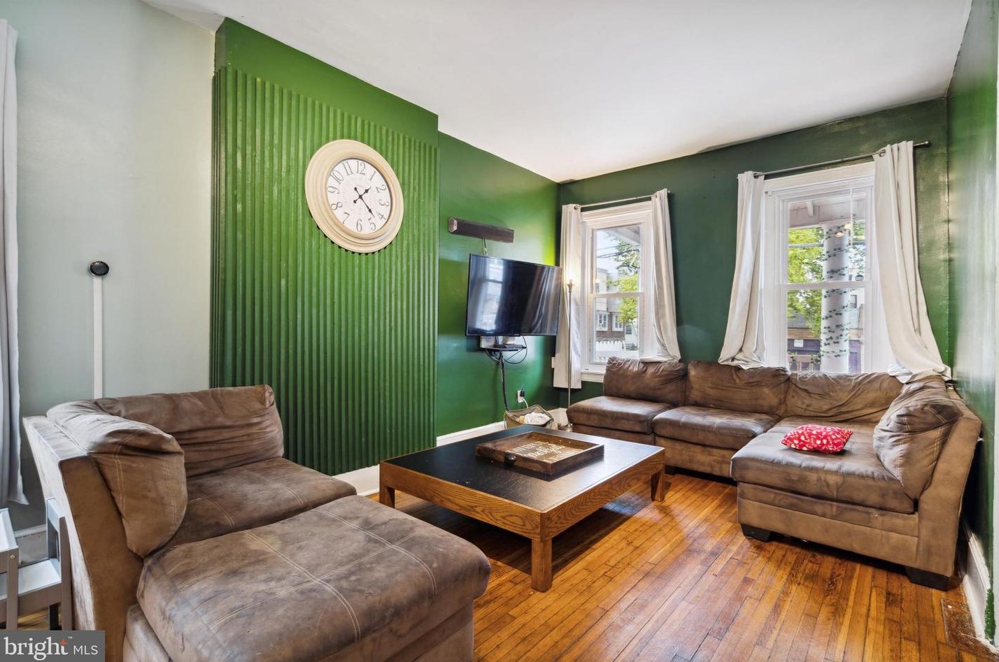 220 Fisher Ave, Philadelphia PA 19141-4016 exterior