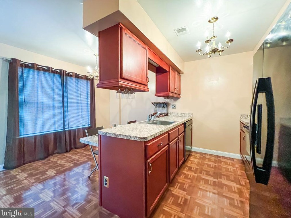 8528 Lyons Pl, Philadelphia PA  19153-1912 exterior