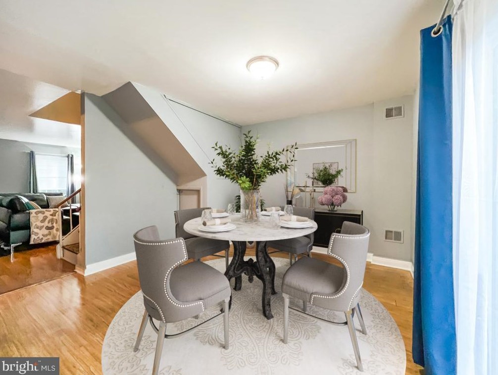 8528 Lyons Pl, Philadelphia PA  19153-1912 exterior