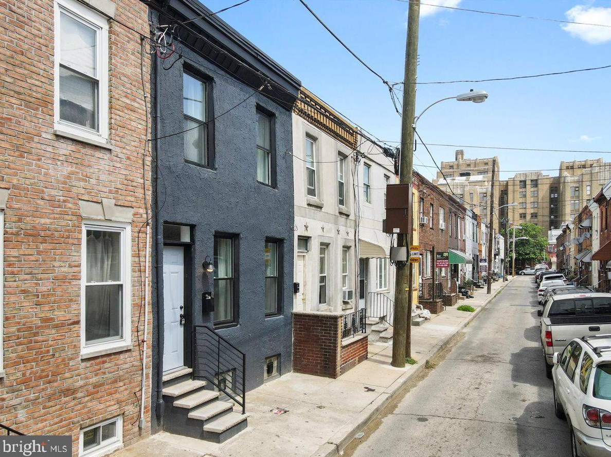 2032 Mildred St, Philadelphia PA  19148-2344 exterior
