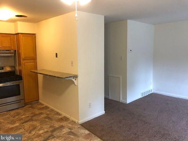 2731 Cranston Rd, Philadelphia PA 19131-2801 exterior