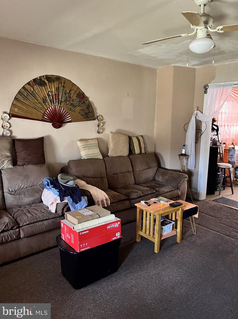 847 47 St, Philadelphia PA 19143-4402 exterior