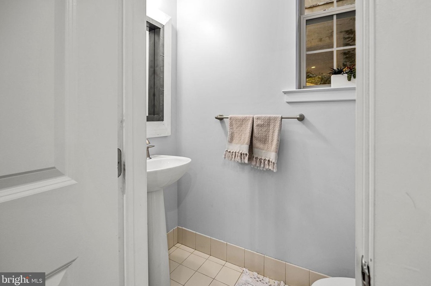 2514 South St, Philadelphia PA  19146-1038 exterior