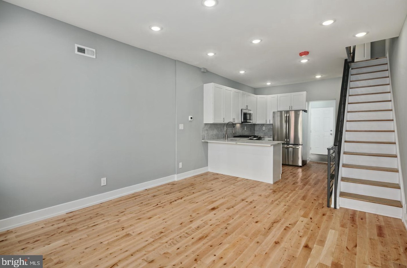 1460 Dover St, Philadelphia PA  19121-3623 exterior