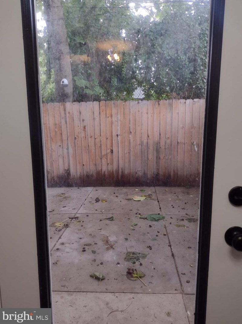 145 Wilt St, Philadelphia PA  19122-2426 exterior