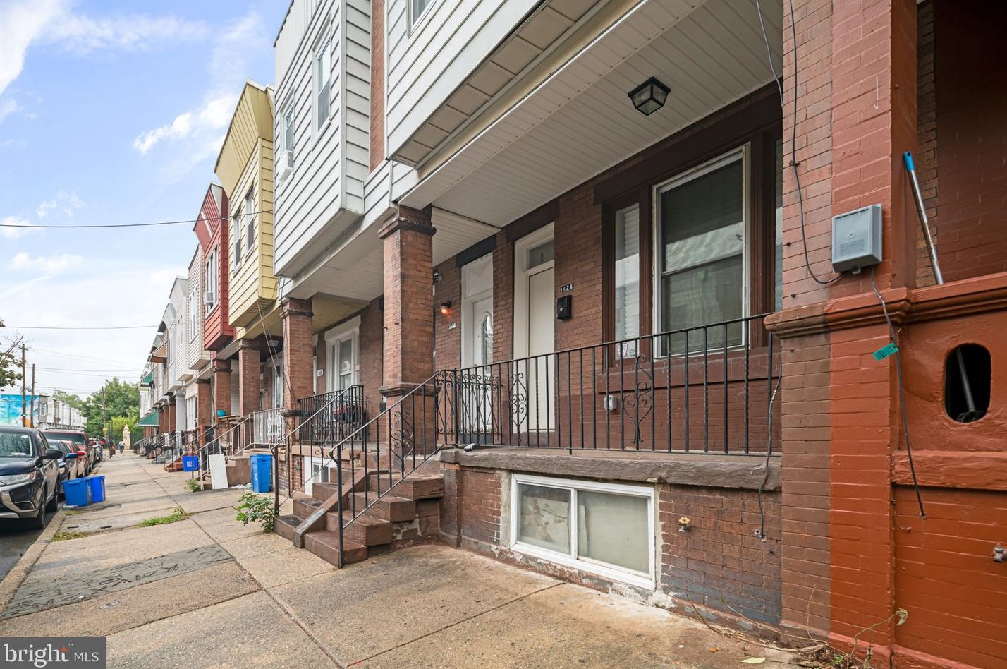 1424 Marston St, Philadelphia PA  19146-3733 exterior