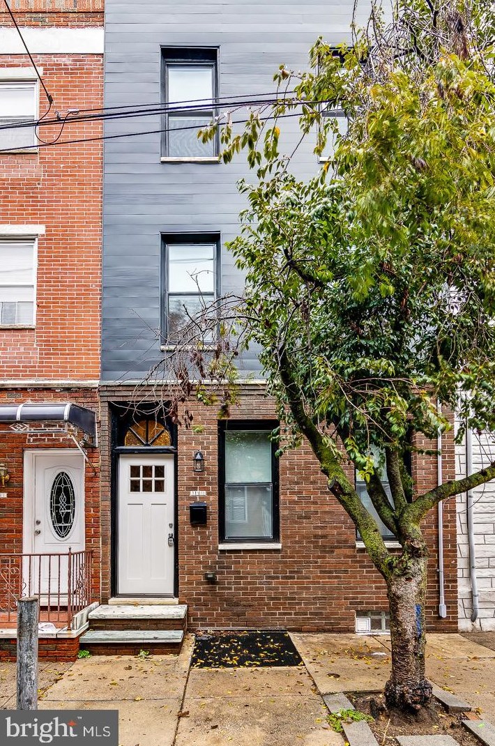 1129 Annin St, Philadelphia PA  19147-4603 exterior