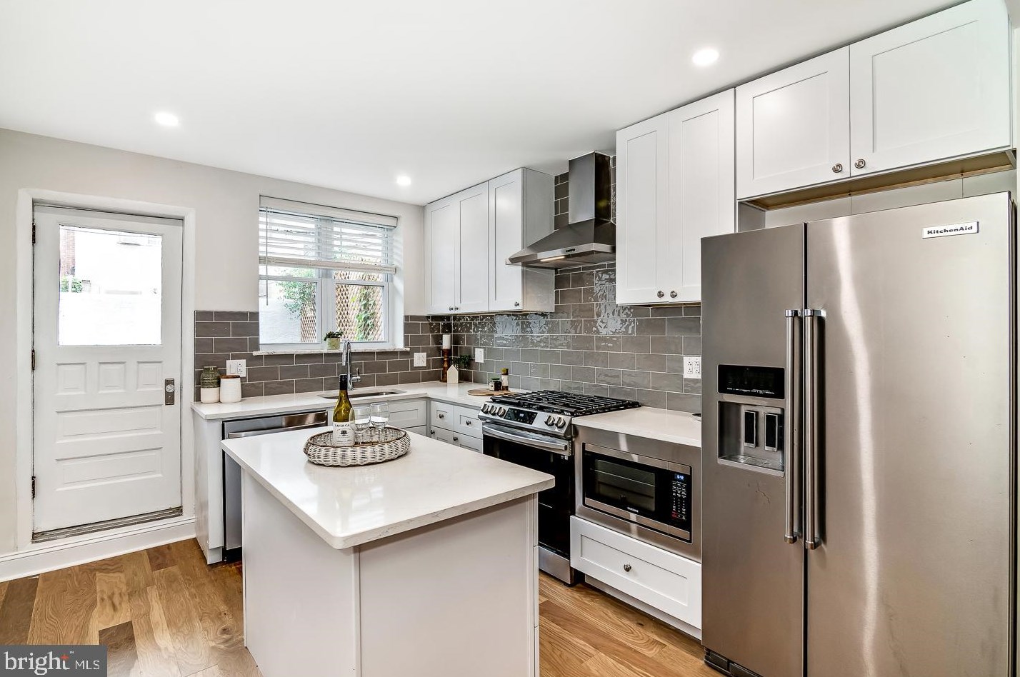 1129 Annin St, Philadelphia PA  19147-4603 exterior