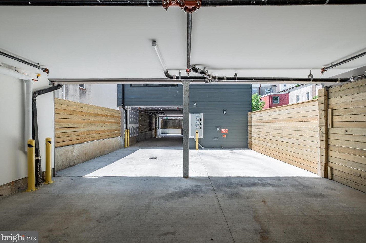 1306 Orianna St, Philadelphia PA  19147-0059 exterior