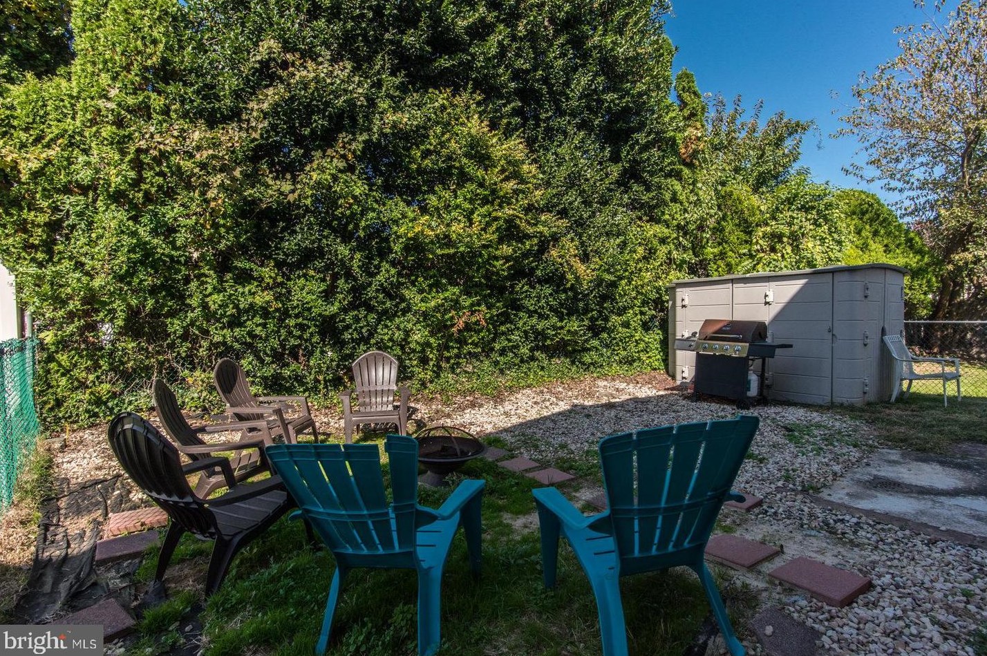 15114 Kallaste Dr, Philadelphia PA 19116-1407 exterior