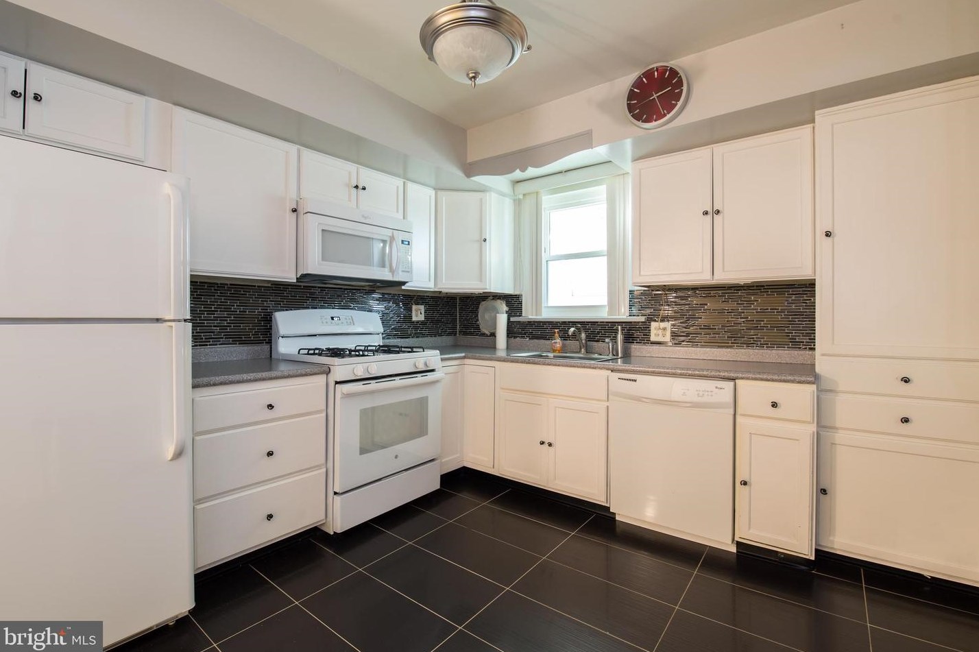 3301 Elliston Cir, Philadelphia PA 19114-1205 exterior