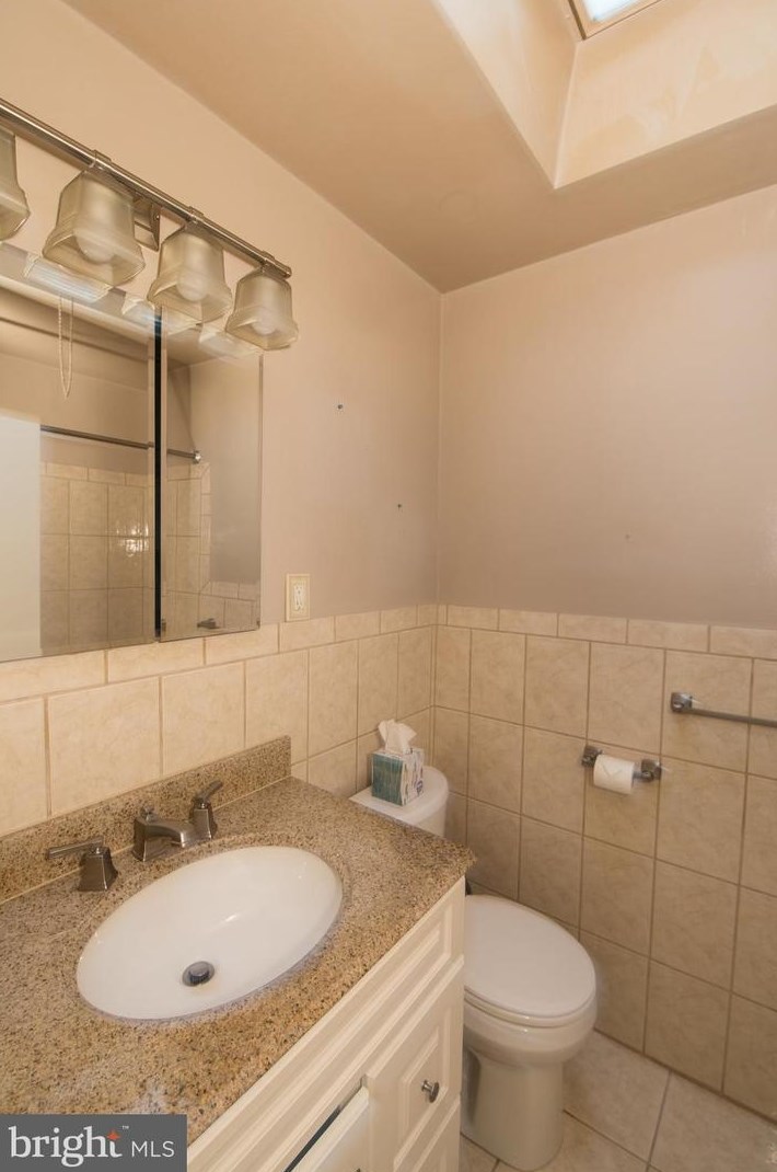 3301 Elliston Cir, Philadelphia PA 19114-1205 exterior