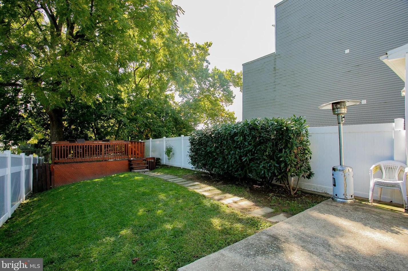 343 Delmar St, Philadelphia PA 19128-4501 exterior