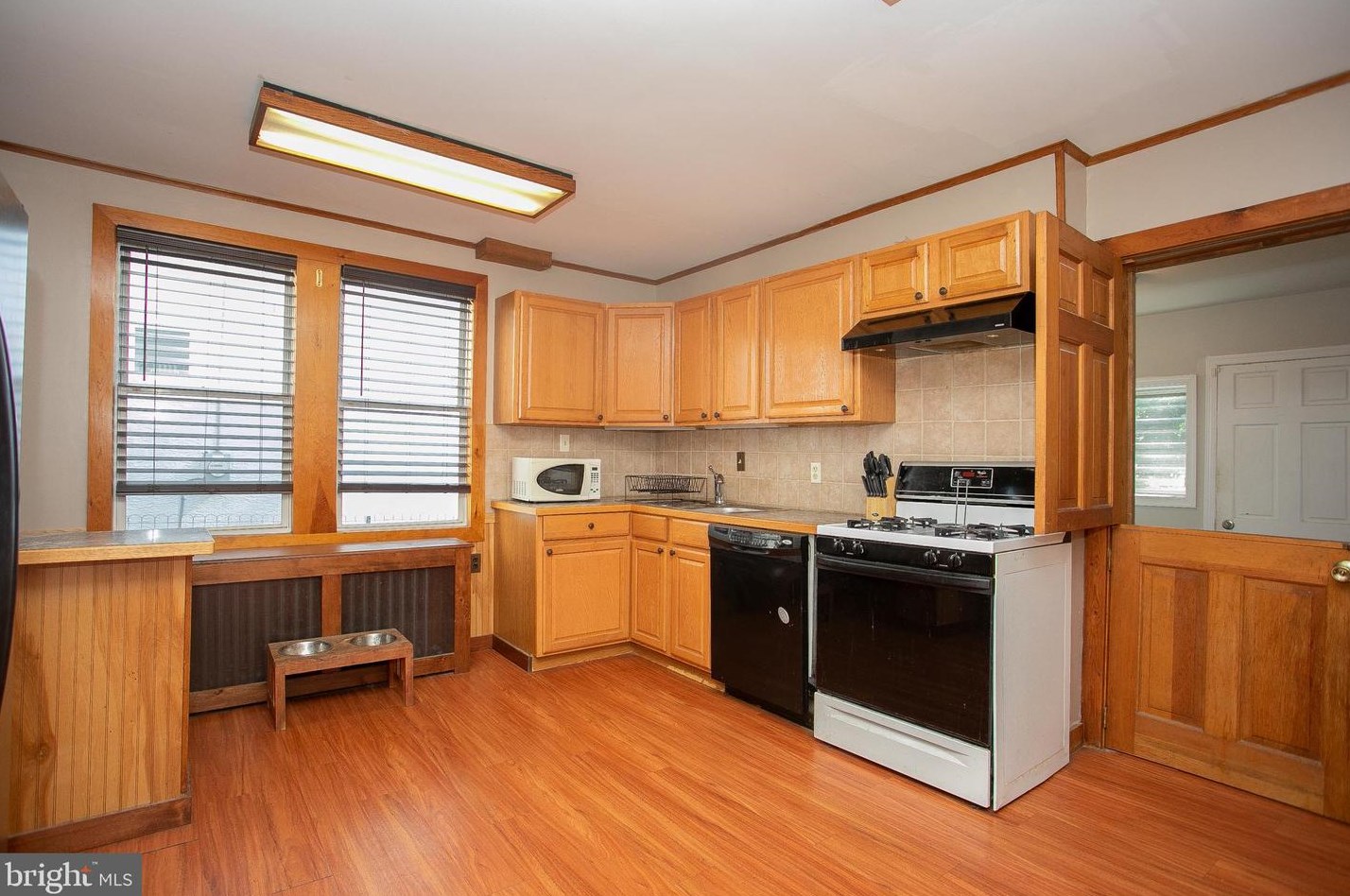 343 Delmar St, Philadelphia PA 19128-4501 exterior