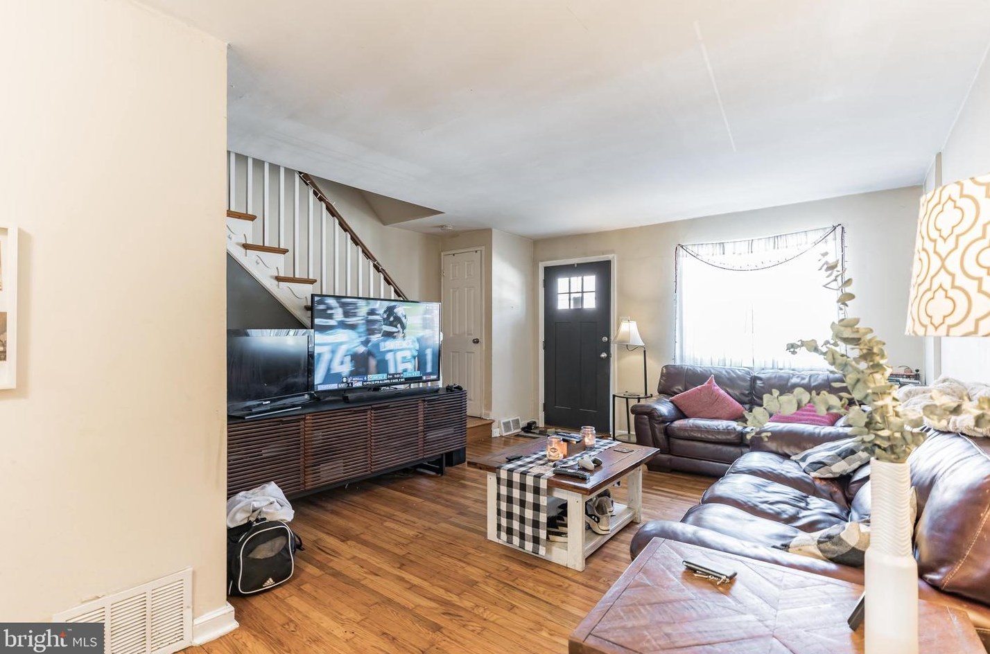 3582 Cresson St, Philadelphia PA  19129-1648 exterior