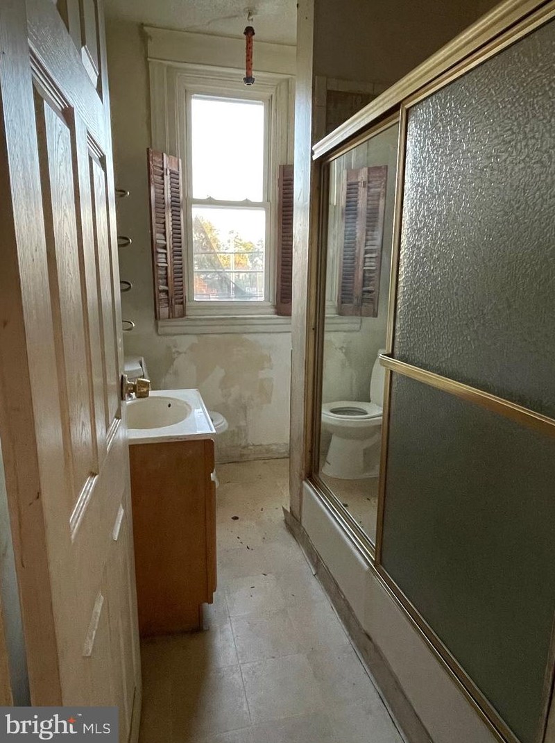 2094 Albright St, Philadelphia PA 19134-2101 exterior