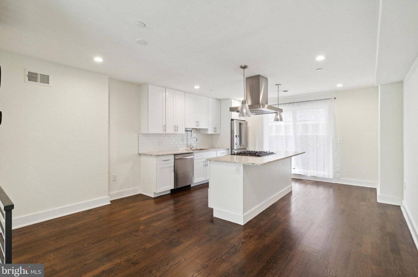 1518 Philip St, Philadelphia PA  19122-3315 exterior