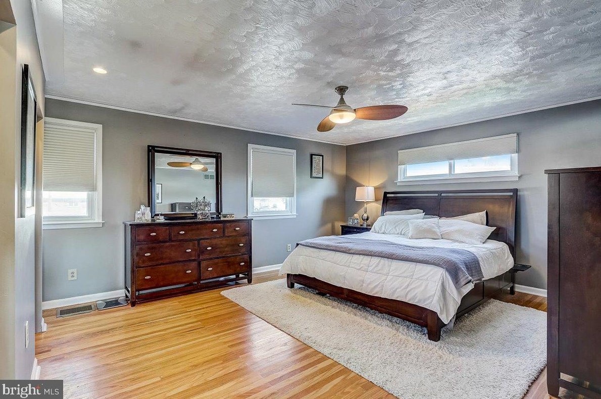 3364 Kayford Cir, Philadelphia PA 19114-1602 exterior