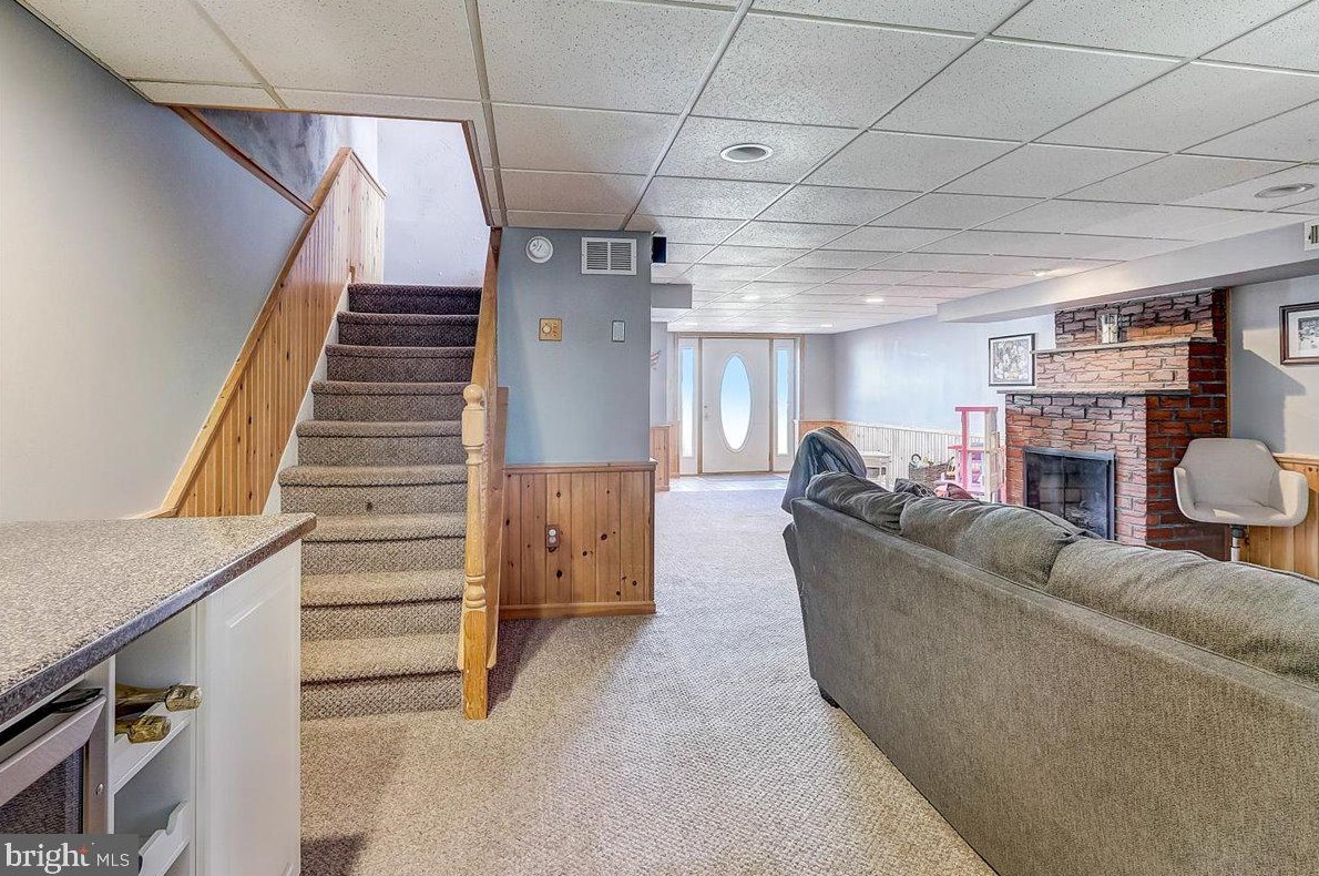 3364 Kayford Cir, Philadelphia PA 19114-1602 exterior