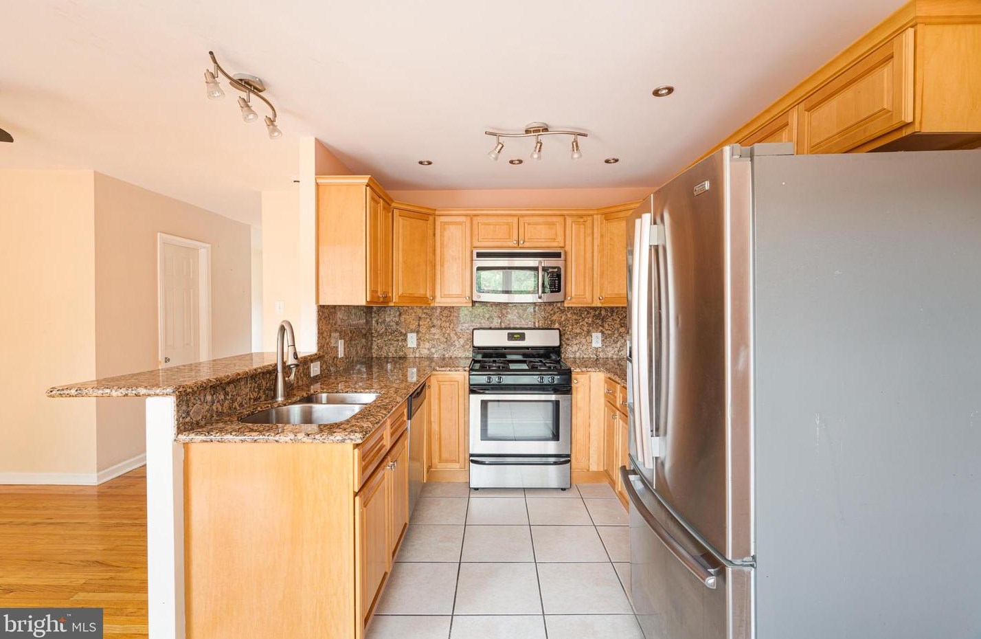 12541 Ramer Rd, Philadelphia PA 19154-1901 exterior