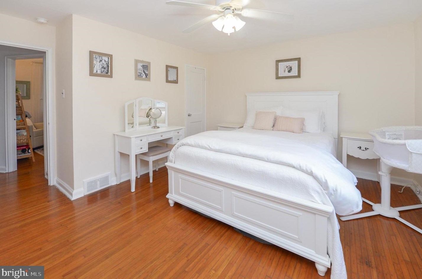 3580 Cresson St, Philadelphia PA 19127-1717 exterior