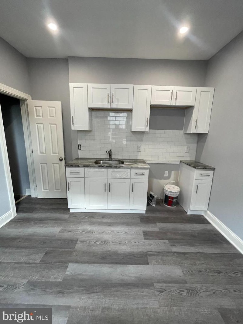5414 Whitby Ave, Philadelphia PA  19143-4136 exterior