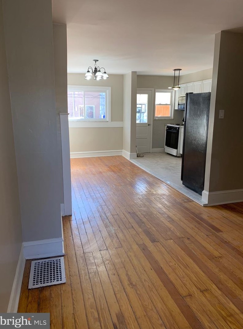 710 Mollbore Ter, Philadelphia PA  19148-5034 exterior