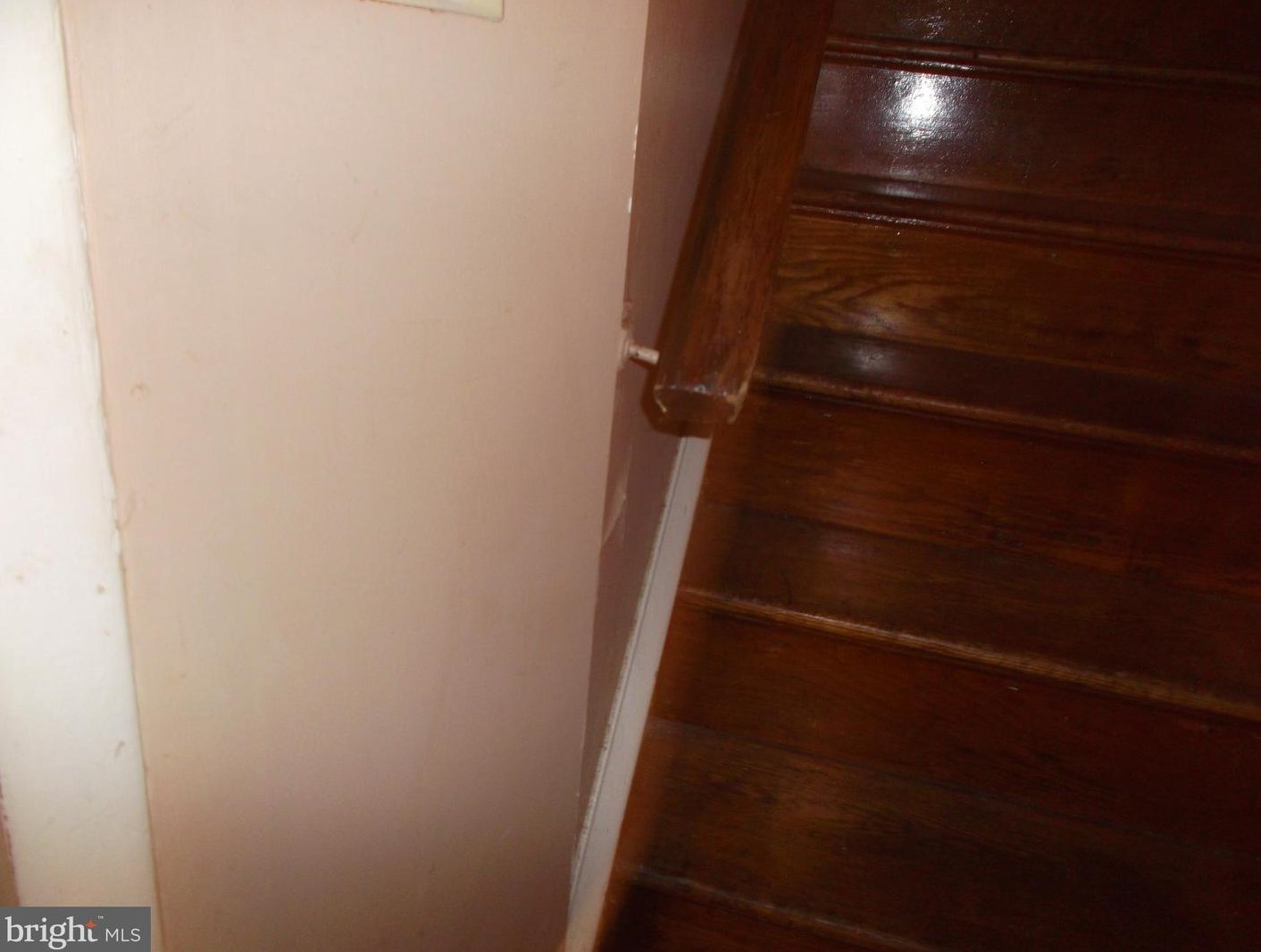 1501 Walnut Ln, Philadelphia PA 19144-3204 exterior