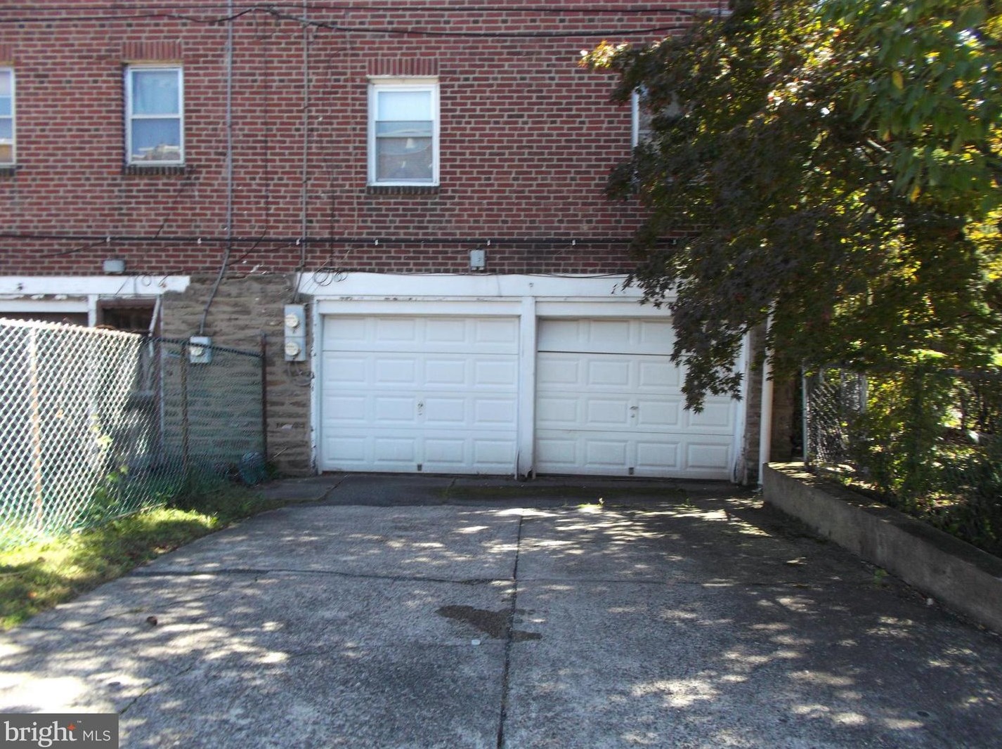 1501 Walnut Ln, Philadelphia PA 19144-3204 exterior