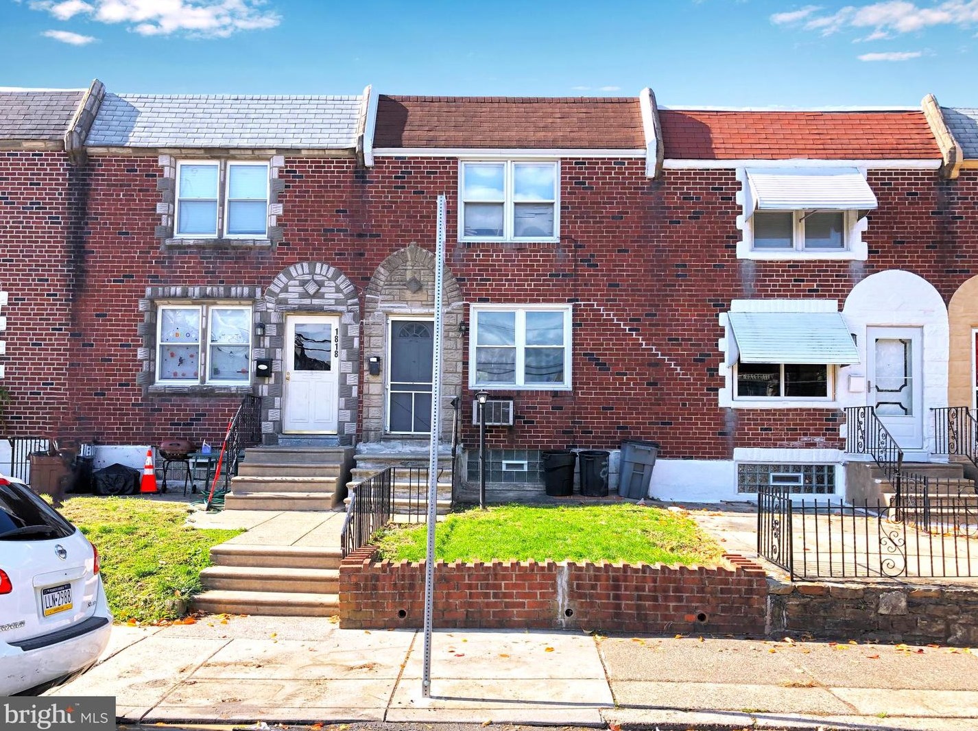 1816 Sanger St, Philadelphia PA 19124-1228 exterior