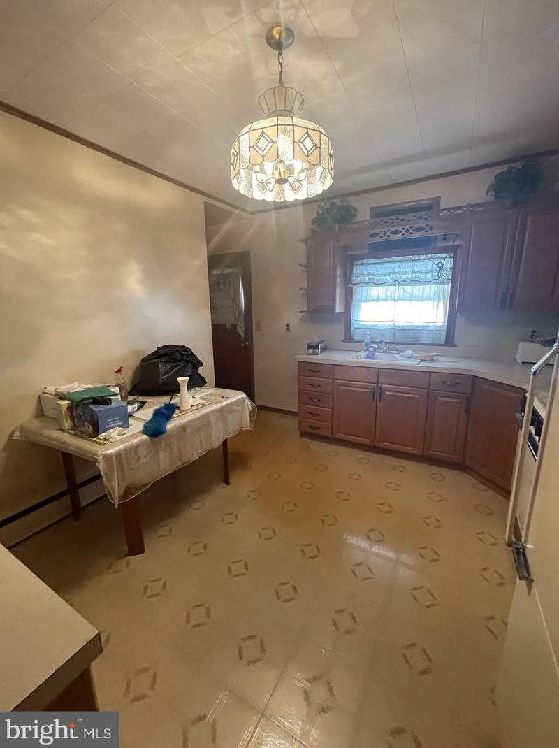 1415 Imogene St, Philadelphia PA 19124-3913 exterior