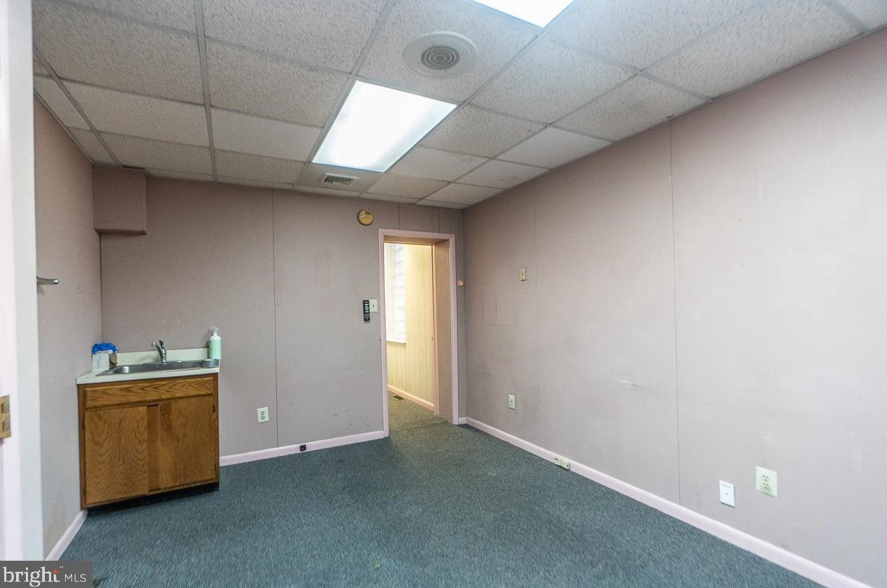 2248 Allegheny Ave, Philadelphia PA 19134-2237 exterior